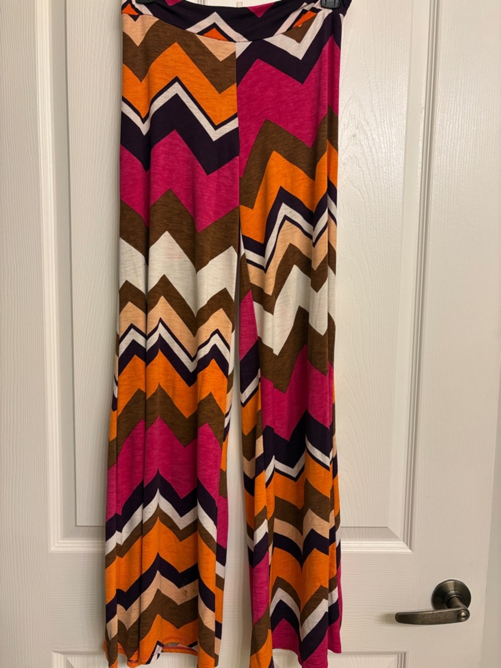 Voll Style Chevron Wide-Leg Pants in Pink, Orange, Brown, White